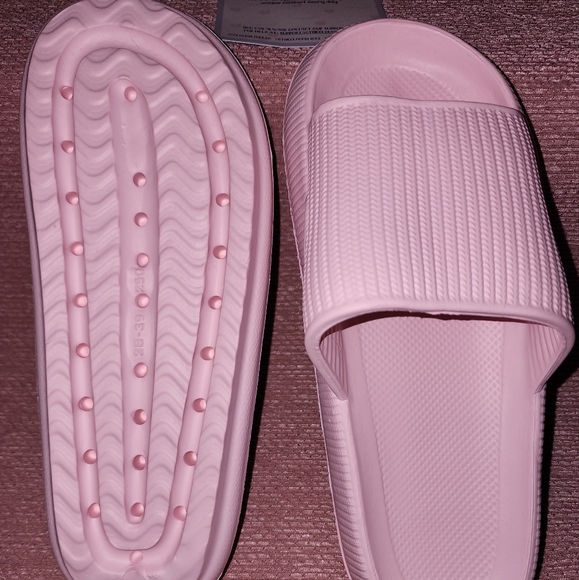 Sandals-Cloudies - Picture 5 of 6